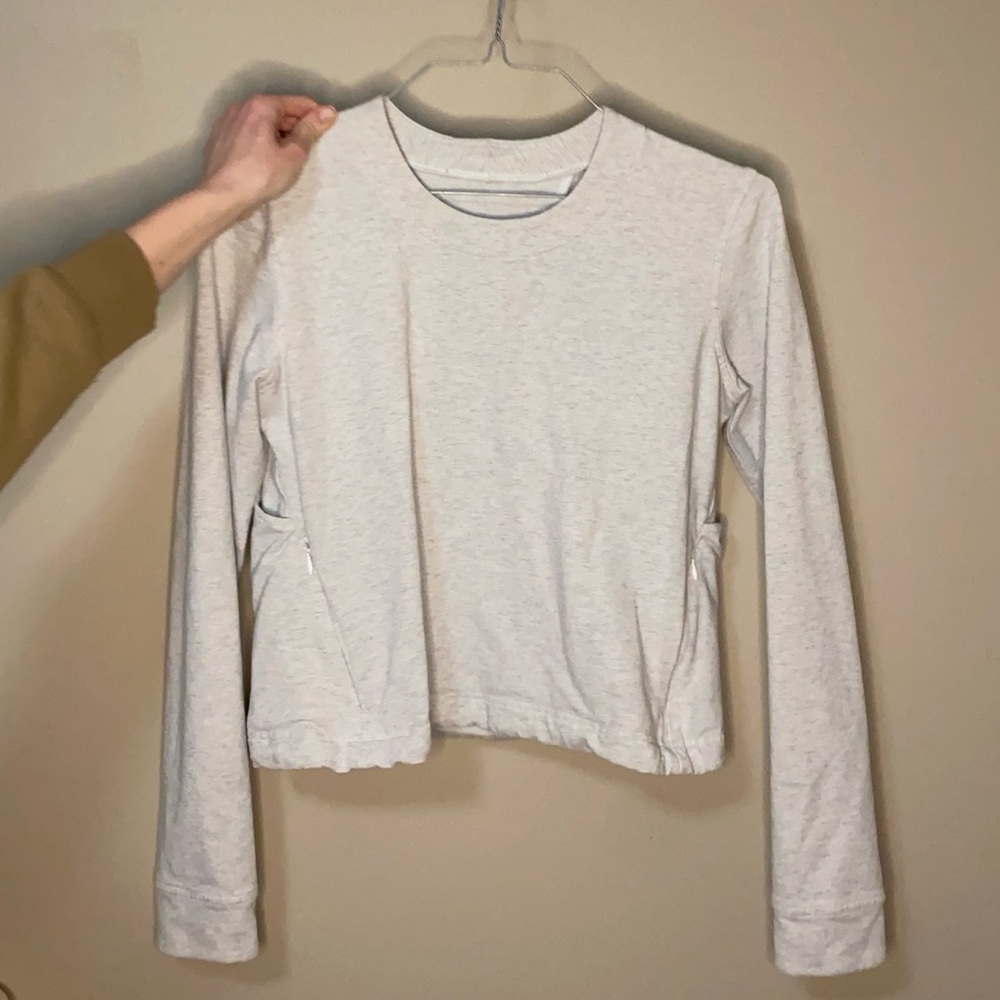 Lululemon &go Endeavor Open-Back Pullover